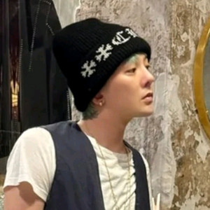 크롬하츠 빅 대디 비니 (새상품) GD 연예인 비니