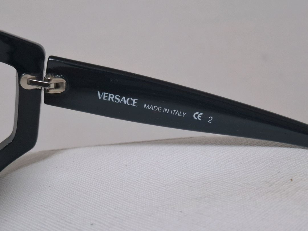 베르사체 선글라스 이미지