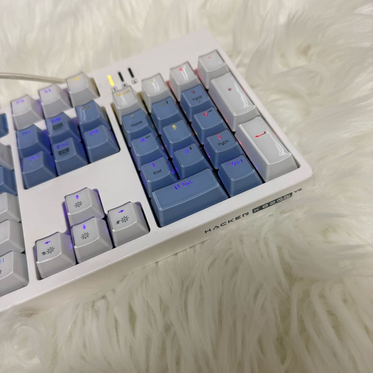 앱코 해커K8200파스텔 블루 크리스탈키캡 게이밍키보드--2