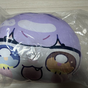 스텔라이브 봄빛 데이트 텐코시부키 쿠션 팔아요