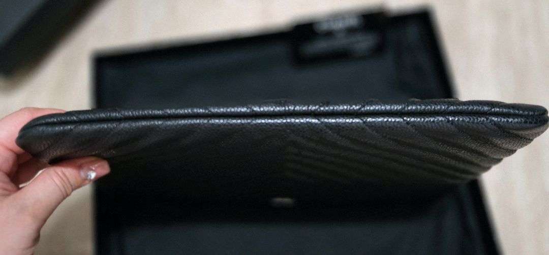 정품 샤넬 쉐브론 캐비어 미듐 클러치 (급처분가)--4