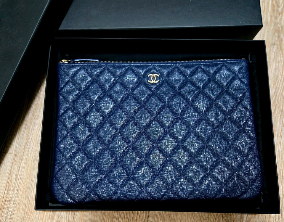 정품 샤넬 캐비어 미듐 클러치(컨디션굿)--2