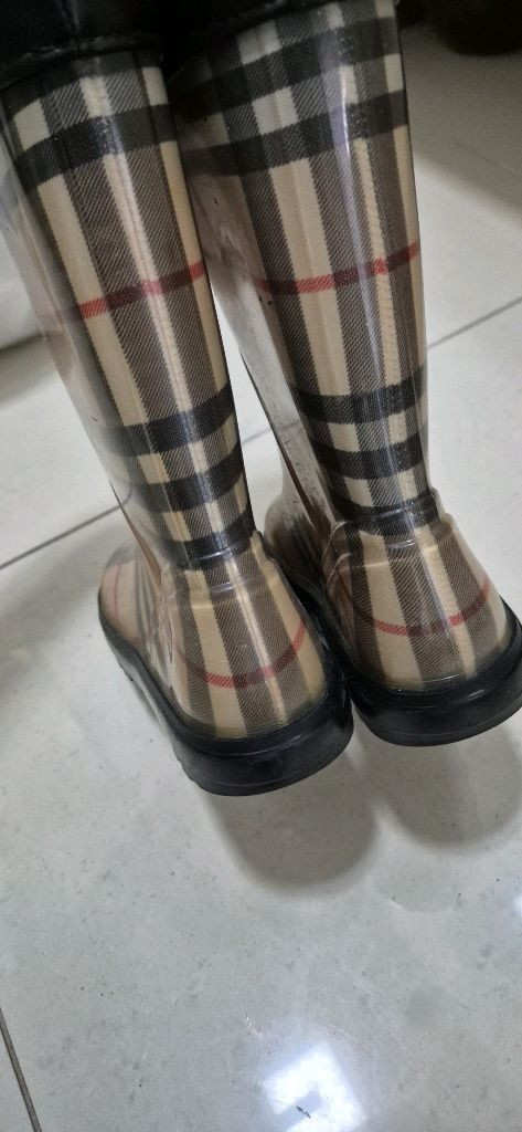 버버리. 레인부츠 ㅡ210사이즈 정품--3