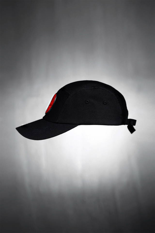 바이더알 해골 로고 캠프캡 블랙 레드--2