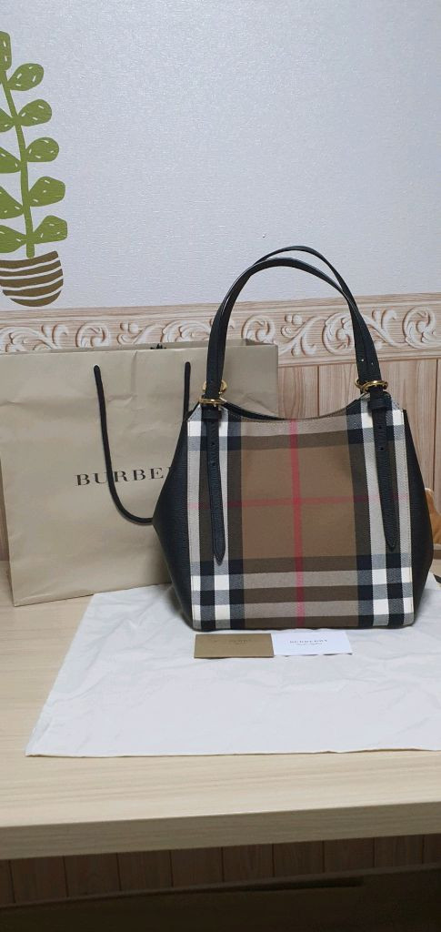 버버리 캔터비 숄더백 토트백 정품S급(감정O)구찌프라다루이비통디올고야드샤넬셀린느보테가생로랑발렌시아가가방--1
