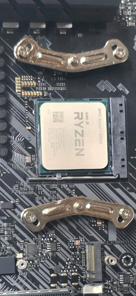 AMD Ryzen 7 5800X + ASUS TUF GAMING B550-PLUS 세트 판매합니다--7