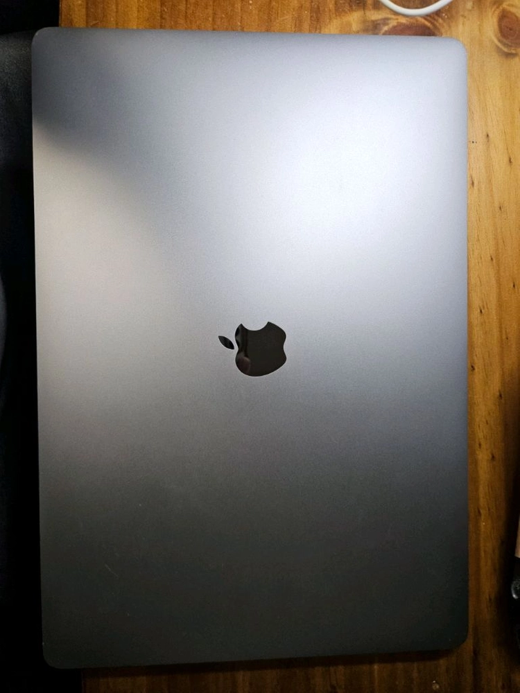 2019 맥북 프로 16인치 I9 16GB 1TB 5500M 4GB 특A급 이미지