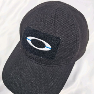 오클리메쉬볼캡