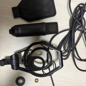 [풀박스] Rode 로데 NT1 4세대 + 고급 SMR 쇼크마운트 (상태 최상/우체국택배)