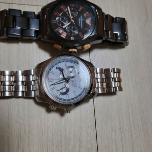 시티즌 문페이즈 및 아르마니