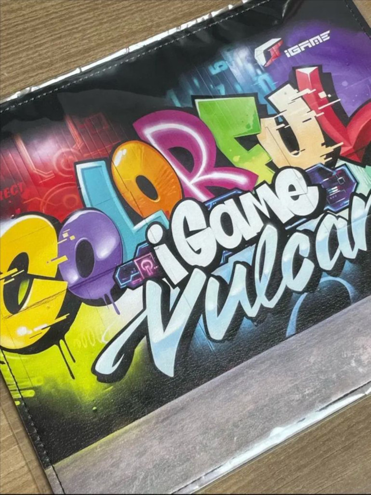 Colorful iGame Vulcan 게이밍 마우스패드(중형/장패드형--1