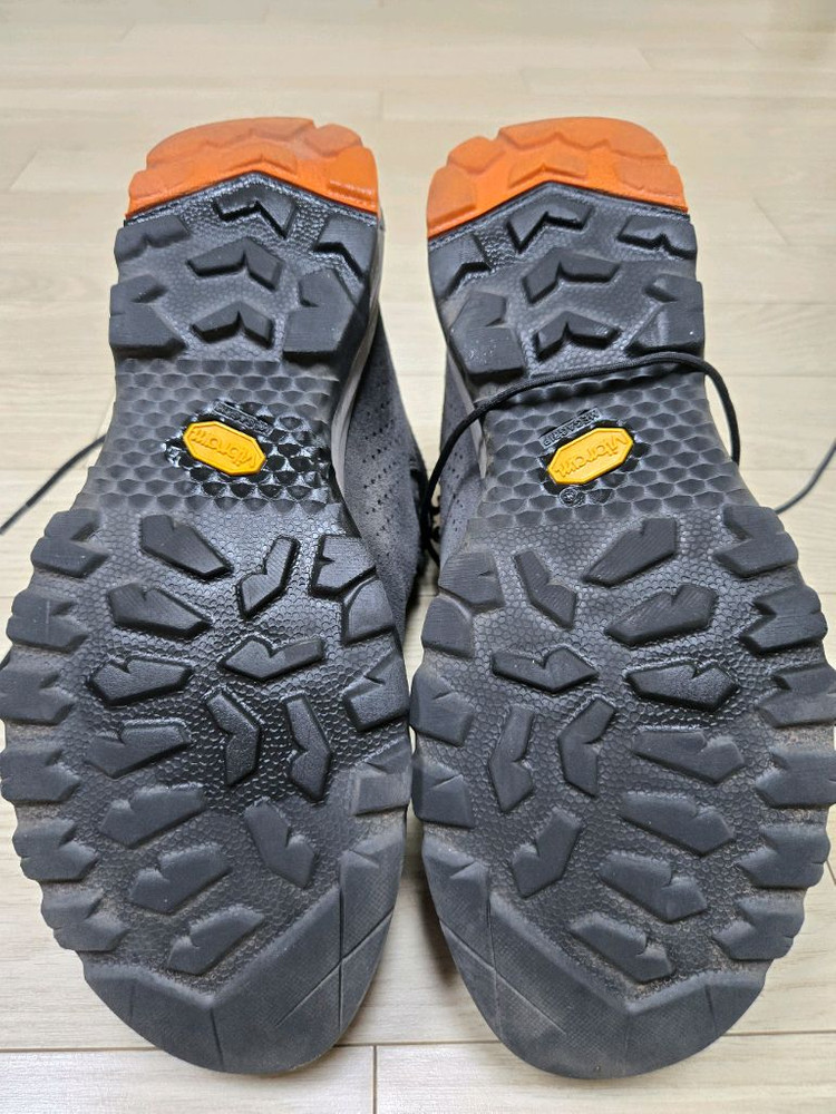 테크니카 설퍼 미드 GTX UK9 280 판매--3