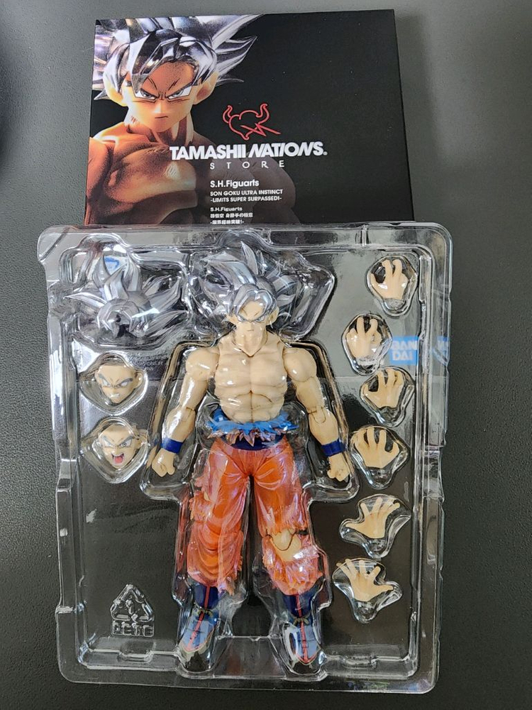 SHF 피규어 드래곤볼 무의식의극의 타마시스토어한정판 판매합니다.--1