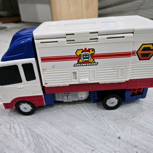 헬로카봇 아이언트