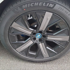 BMW IX 순정휠 타이어 팝니다(255/50/21)
