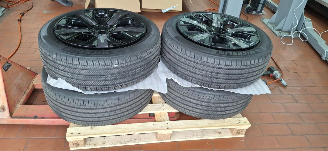 BMW IX 순정휠 타이어 팝니다(255/50/21)--5