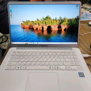 삼성노트북 (nt900x5n) i3. 7세대 이미지
