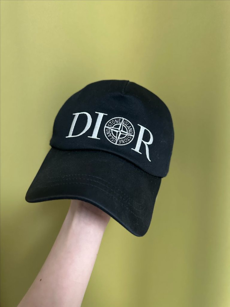 디올X스톤아일랜드 베이스볼캡 블랙--4
