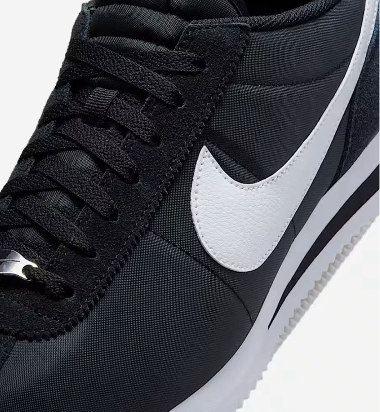 [265 270] 나이키 코르테즈 텍스타일 검흰 운동화 이미지