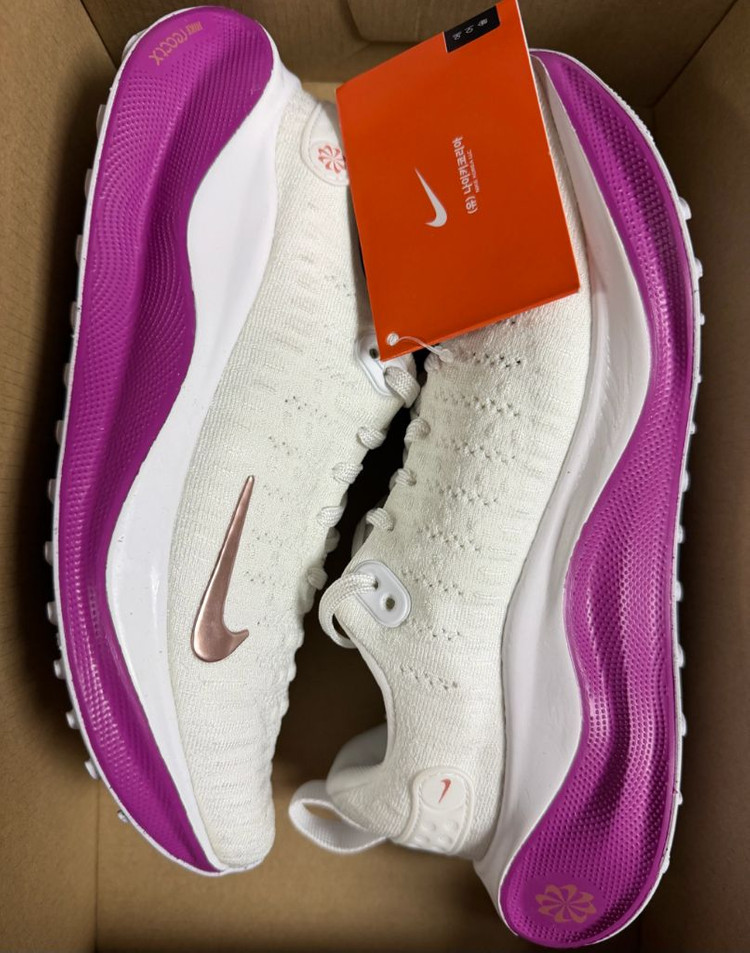 [235 240] 나이키 우먼스 리액트 인피니티런4 런닝화 이미지