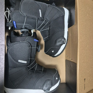 버튼 키즈 스텝온 짚라인 210 부츠