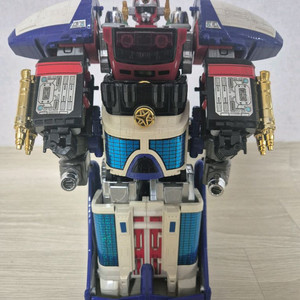 구급전대 고고파이브 DX 빅토리로보, 라이너보이