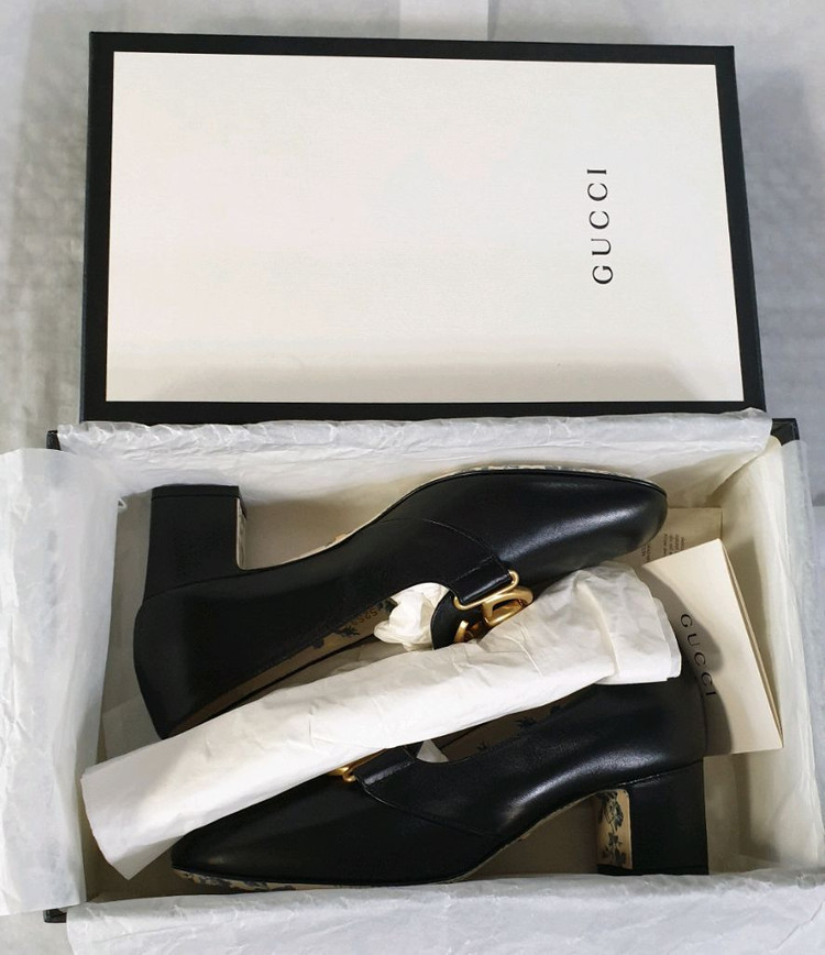 구찌 빅토아르 펌프스38size((미사용품) 이미지