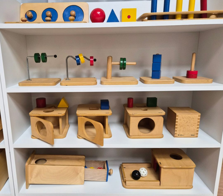 아가월드 몬테소리 니엔후이스(토들러 기초 기본 심화 향상, 자유 일부)--1