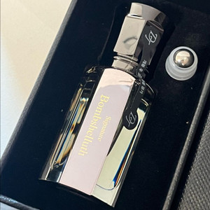 다니엘 트루스 오일 퍼퓸 밤쉘루스