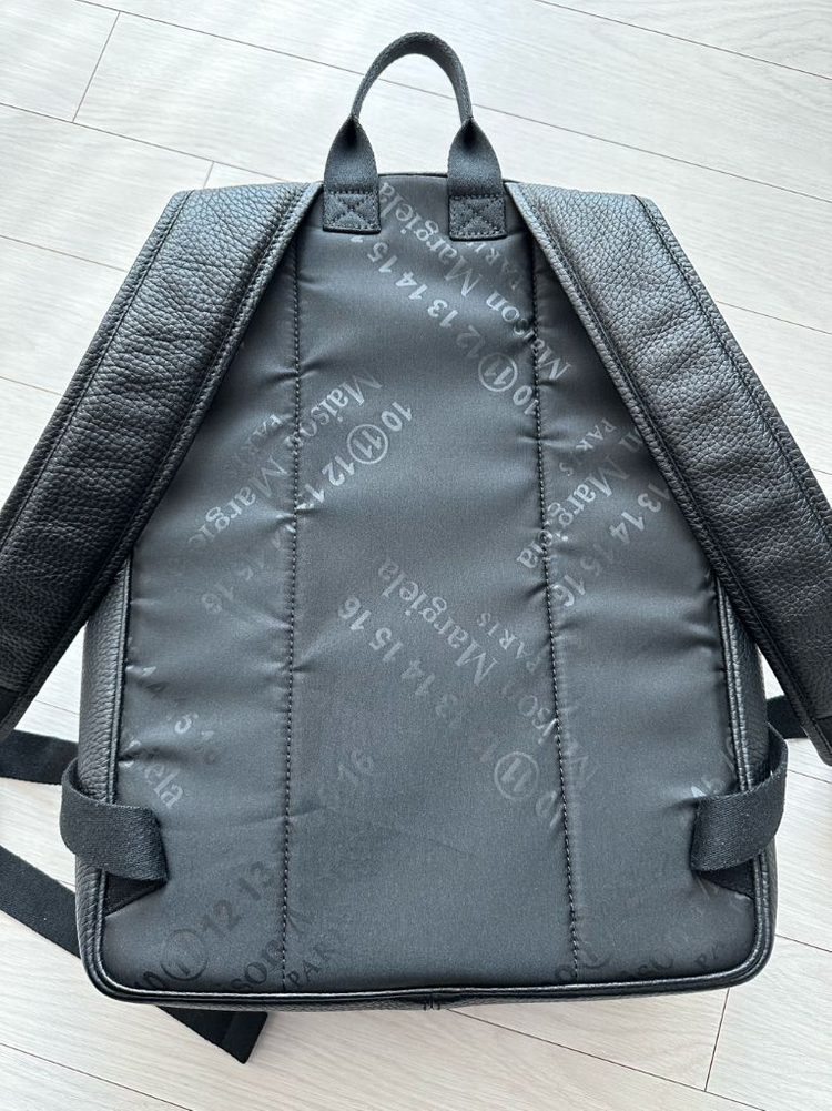 [새상품] 메종 마르지엘라 가죽 백팩--2