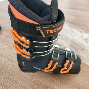 주니어 테크니카 스키부츠 235mm 새상품 이미지