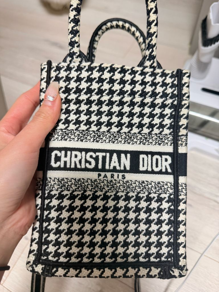 디올 북토트 미니 휴대폰백 풀박 이미지