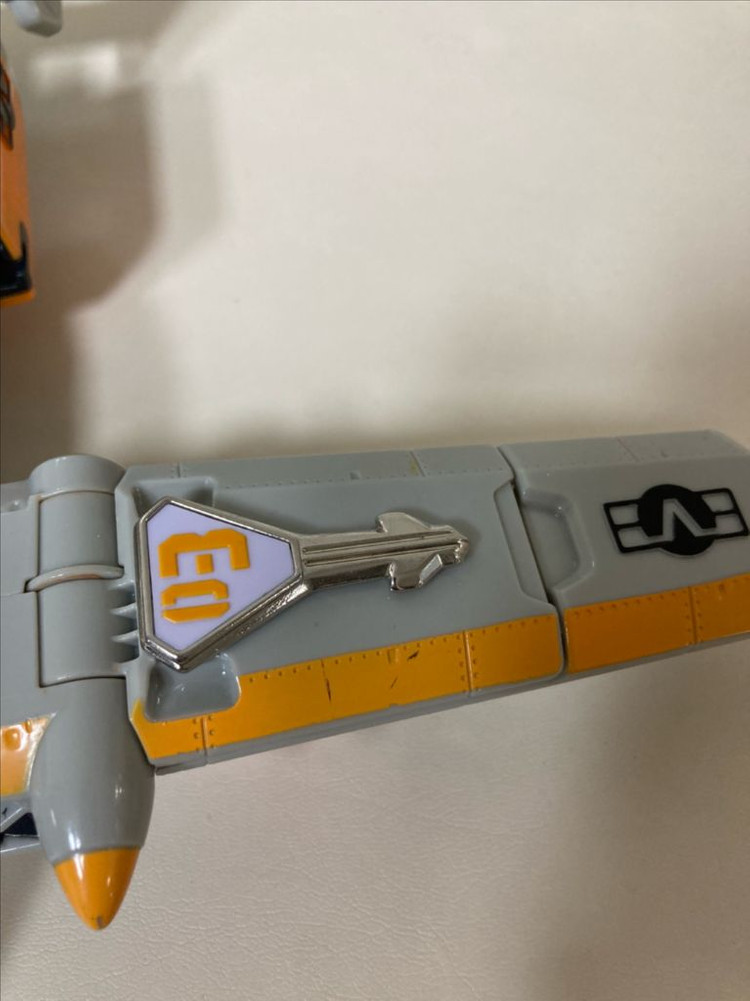 또봇v - 타이탄v, 와일드치프, 제트썬더 택포 이미지