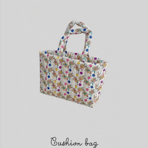 프레젠트 프로젝트 쿠션백 구해요