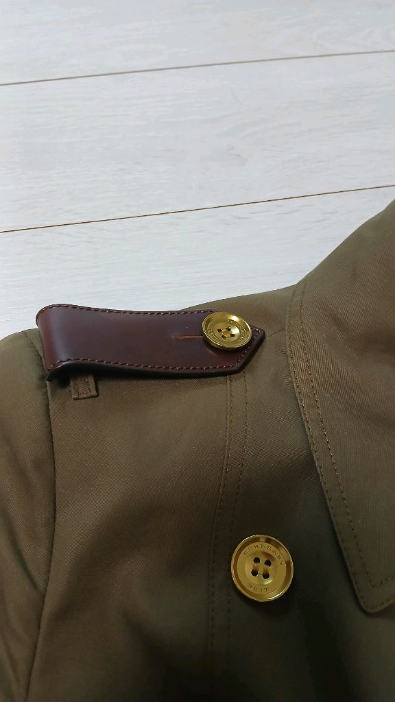 버버리 런던 더블 트렌치코트 카키(상태최상)정품--7