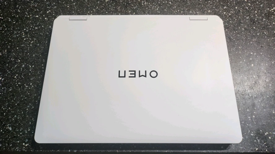 HP 최신 오멘 화이트 게이밍 노트북/램32G,RTX5070 이미지