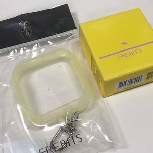 정가3.2 미개봉새제품)키링+프레비츠 에어핏 선 피니싱 스틱 01 퓨어 바이올렛