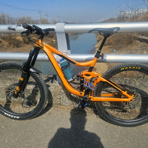 풀서스펜션 MTB 자전거