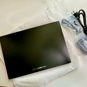 에이서 2023 스위프트 엣지 16 OLED 16gb 512gb sfe16 43 r1xb