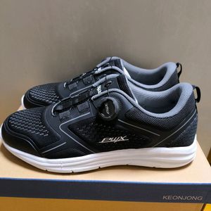 (새상품)남성275 다이얼 런닝화 운동화 프로월드컵