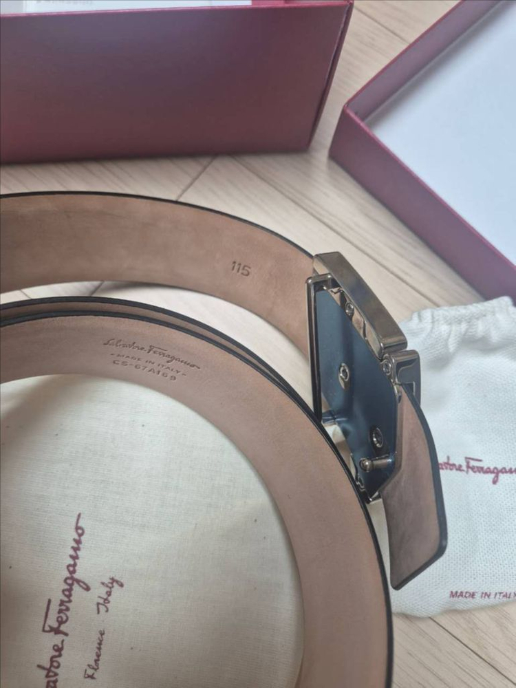 페라가모 남성 벨트(새 상품)--2