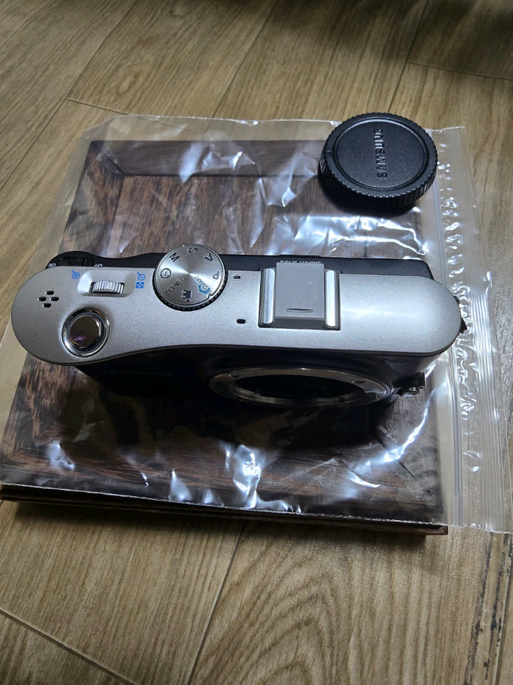 삼성 NX100 블랙 미러리스 카메라--2