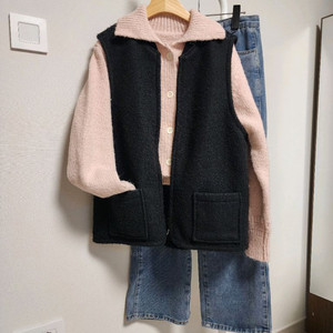 샤트렌 부클 뽀글이 조끼 베스트