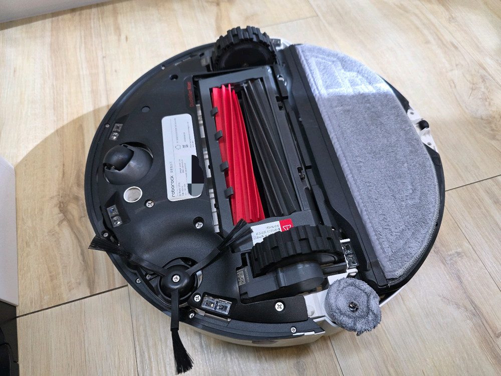 로보락 S8 MaxV Ultra 로봇청소기--6