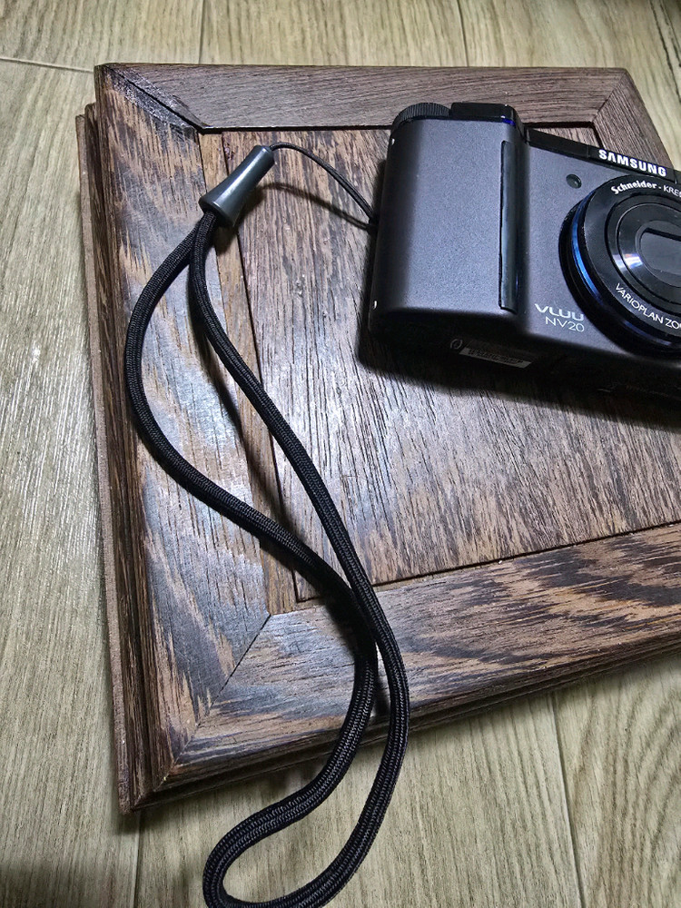 컴팩트 디지털카메라삼성 VLUU NV20 디지털 카메라--3