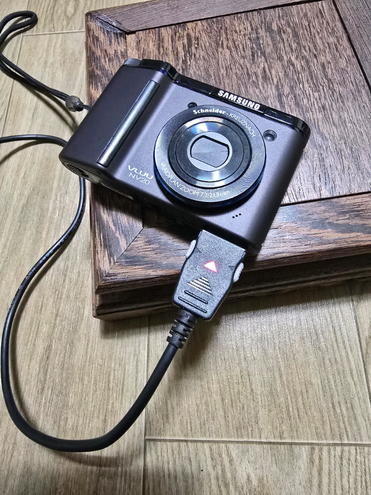 컴팩트 디지털카메라삼성 VLUU NV20 디지털 카메라--5