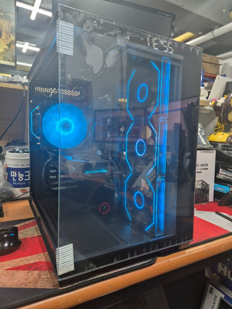 [경산]게이밍 컴퓨터 판매(RX 9060 XT 16GB)--1