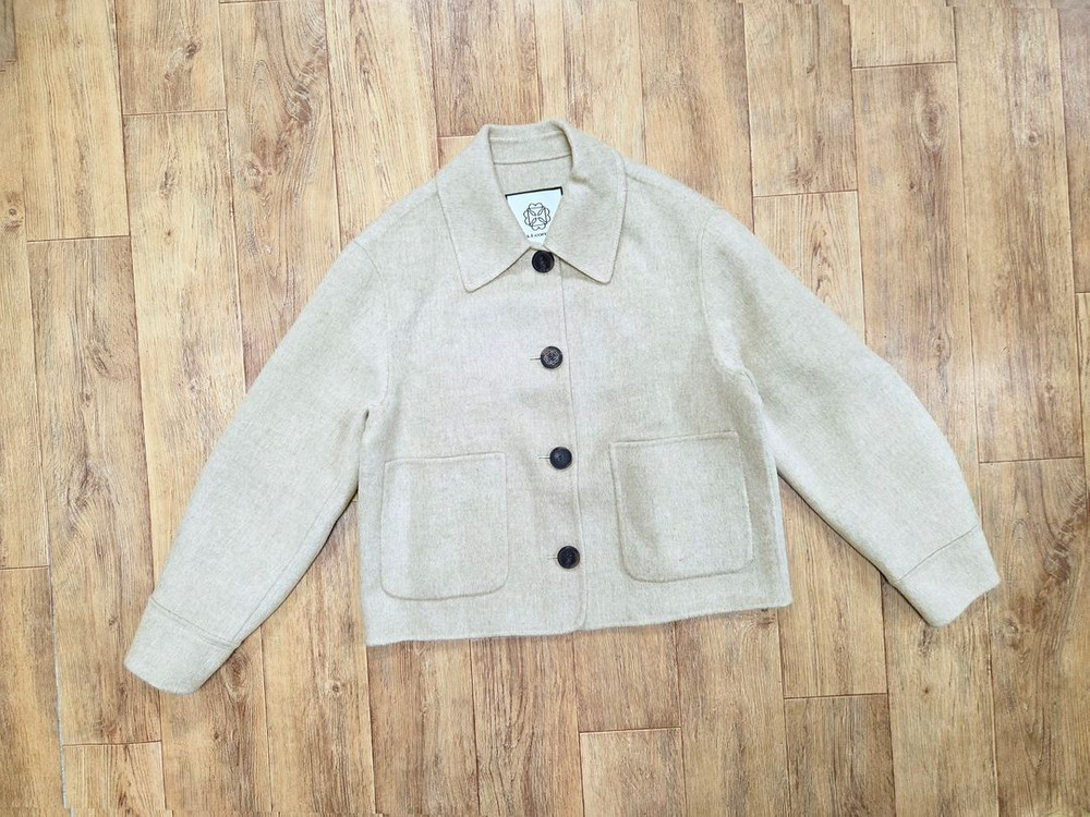 앳코너(at.corner) 핸드메이드 크롭 울자켓 프리사이즈 새상품--4