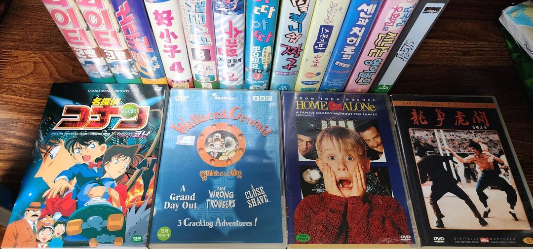 고전 어린이 영화/애니 비디오 테이프 및 DVD 이미지