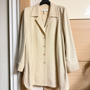 에스카다 베이지 자켓